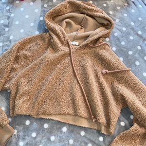 CROPPED TEDDY BEAR HOODIE 💗
